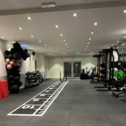 Alternative view of Sprinttrack Noir 1m x 10m (+numéros)