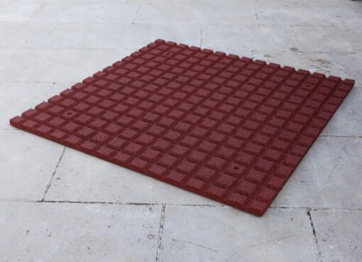 Dalles en caoutchouc ROUGE  - 1m x 1m - 25mm – Image 2