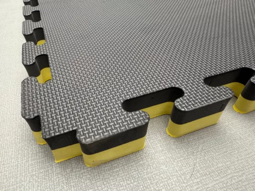 Tatami PREMIUM en mousse EVA (noir/jaune) – Ep 26mm – Image 3