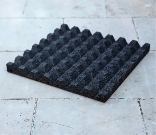 Dalles en caoutchouc NOIR - 50cm x 50cm - 45mm (Ext) – Image 6